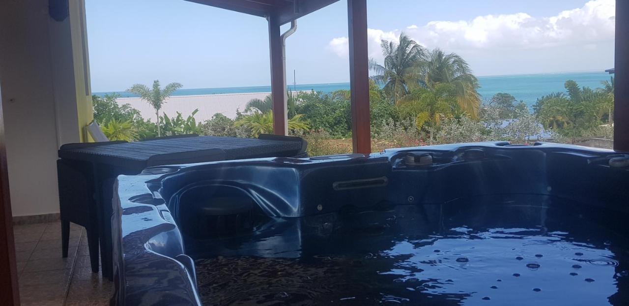 L'Alizee & Spa Jacuzzi Privatif Haut De Gamme Sainte-Rose Bagian luar foto
