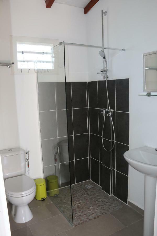 L'Alizee & Spa Jacuzzi Privatif Haut De Gamme Sainte-Rose Bagian luar foto