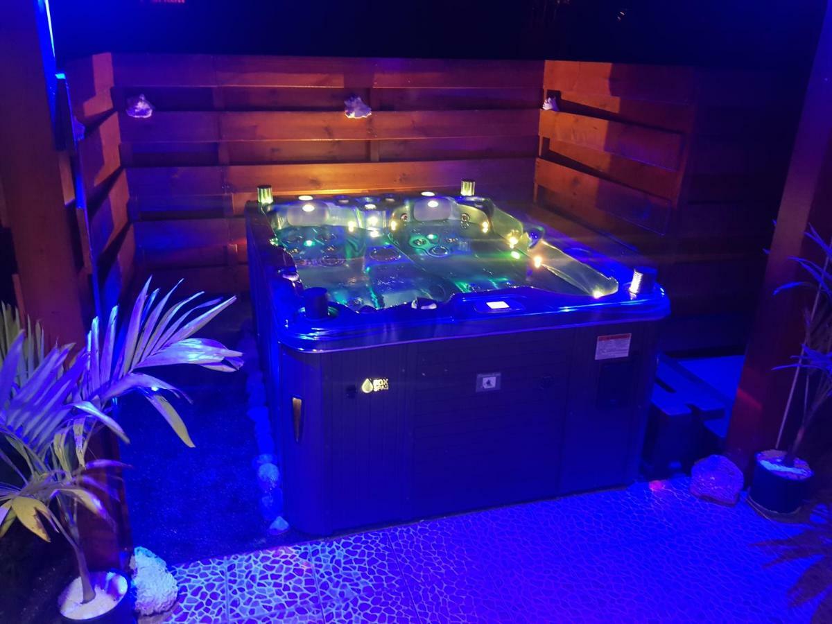 L'Alizee & Spa Jacuzzi Privatif Haut De Gamme Sainte-Rose Bagian luar foto